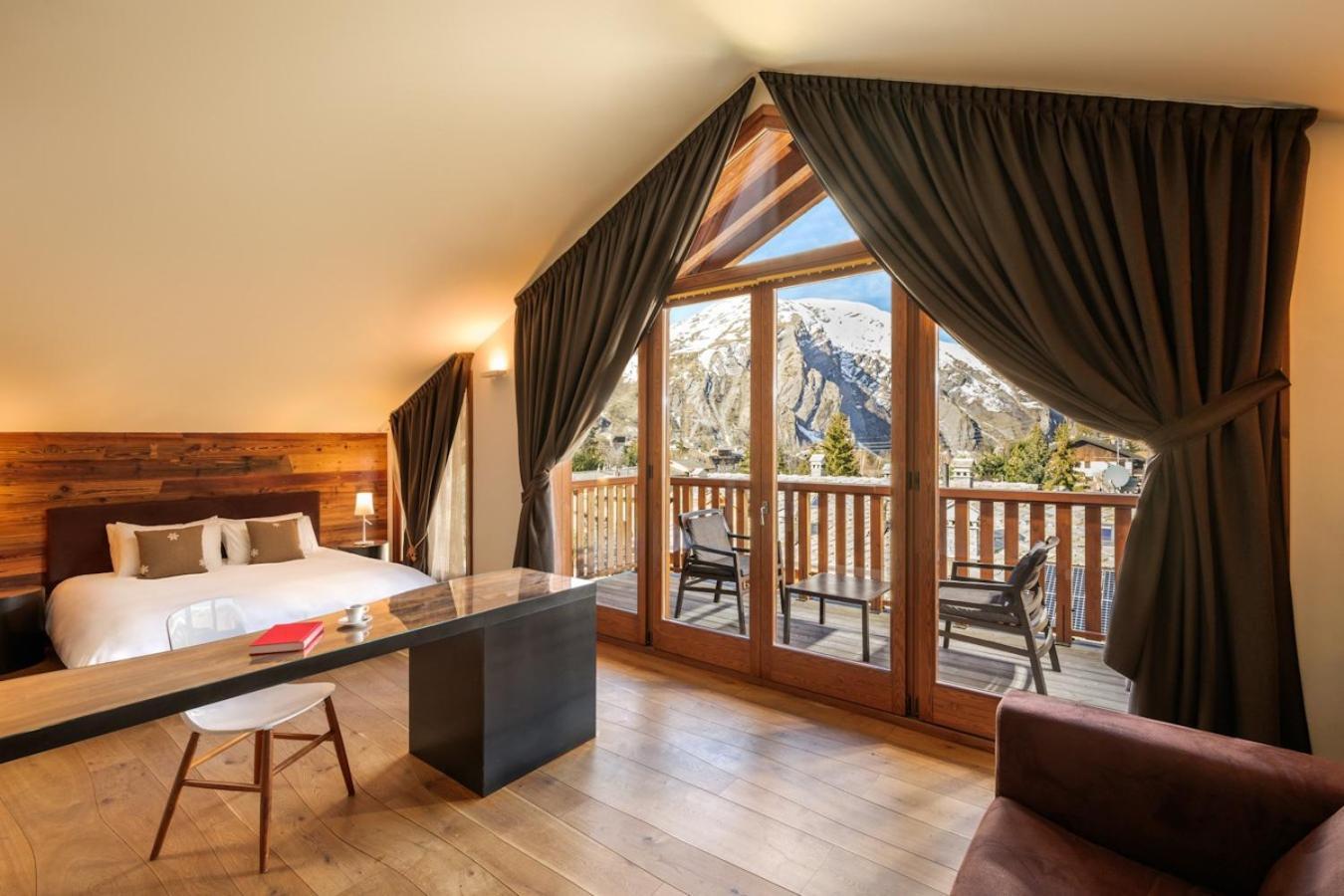 Montana & Spa, By R Collection La Thuile